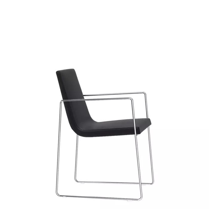Lineal Comfort chairs SO0595 designed by Lievore Altherr Molina